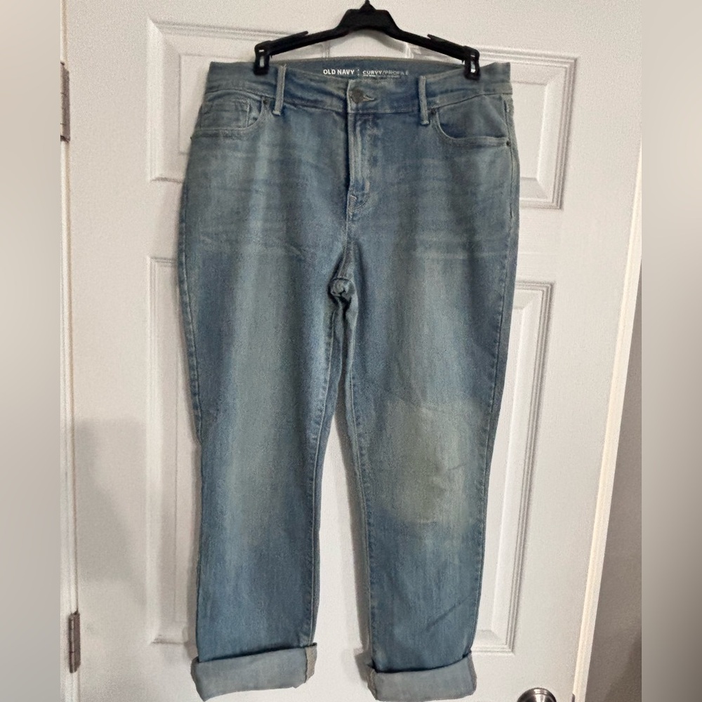 Old Navy Curvy Mid-Rise Women's Relaxed Fit Light Blue Jeans Size 8 Long